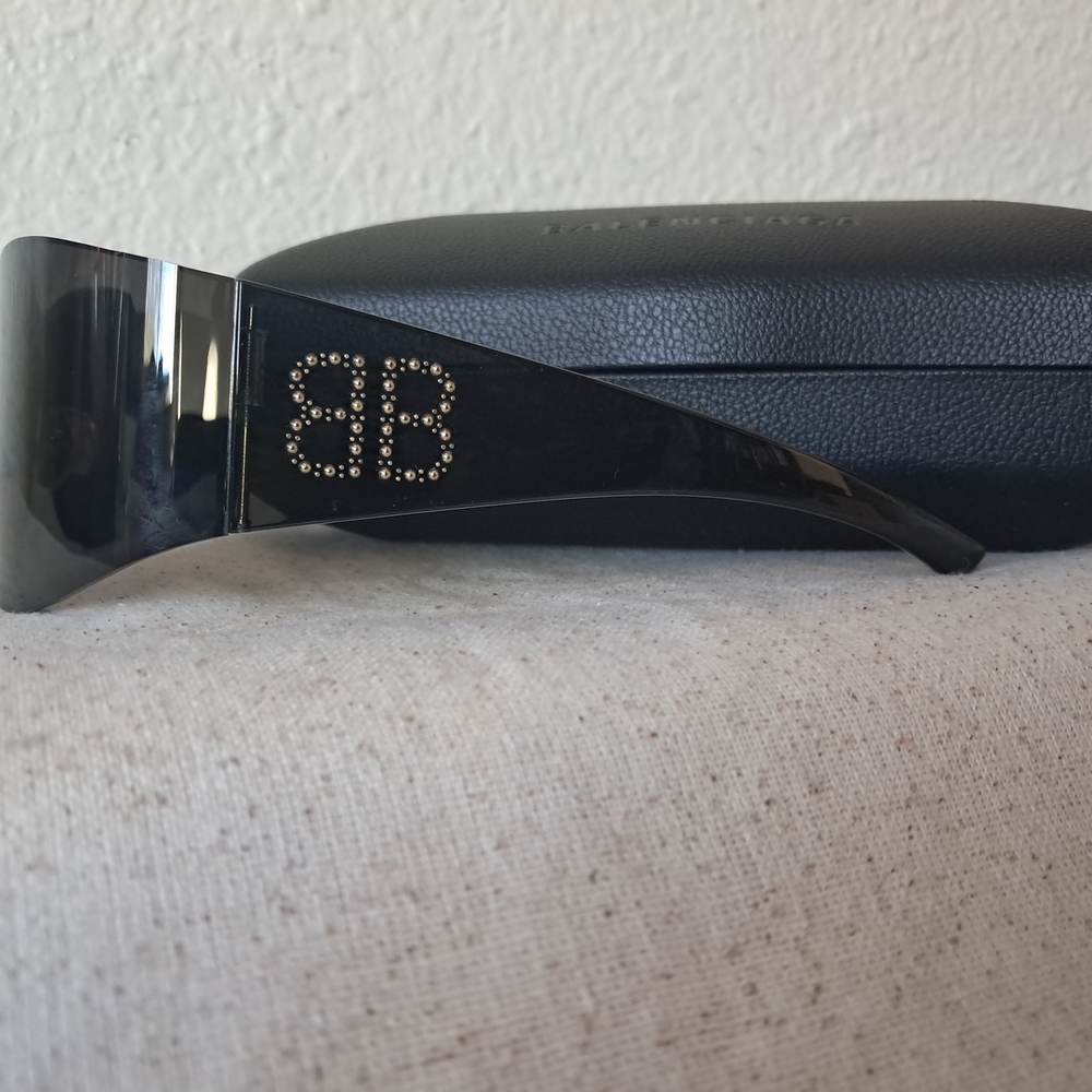 Balenciaga Black Shield Sunglasses - Picture 2 of 6